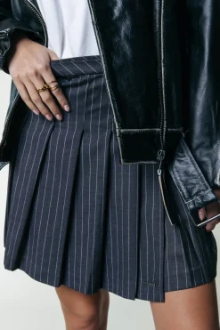 Hot Colourful Rebel Shaline Pinstripe Pleated Skirt | Dark Anthracite Darkanthracite